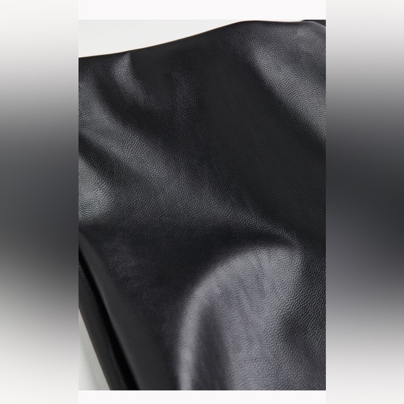 NWOT H&M Faux Leather Leggings - Picture 2 of 6